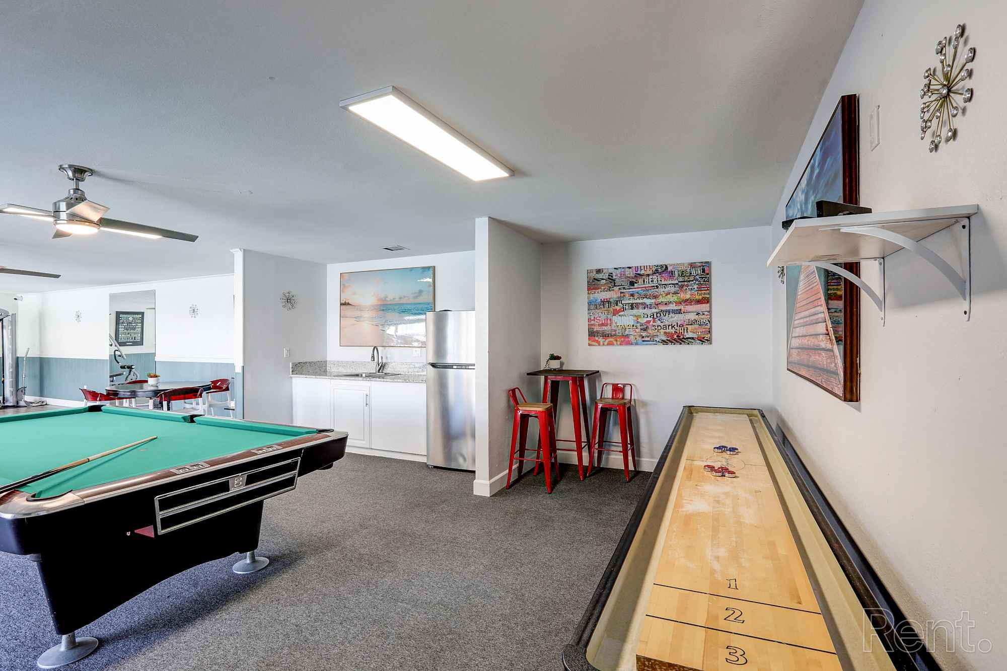 rec room pool table shuffle board at Chateau de Ville