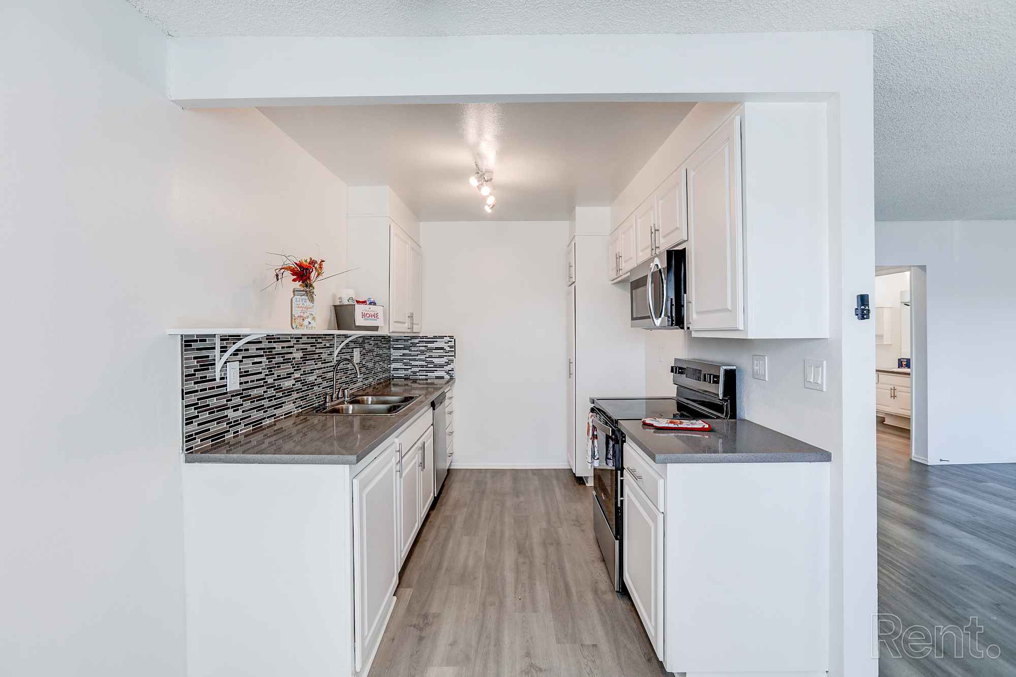 kitchen floorplan e at Chateau de Ville